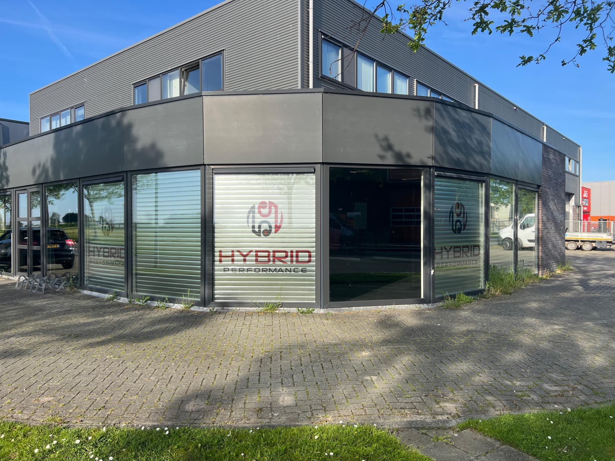 Hybrid Performance gym exterieur